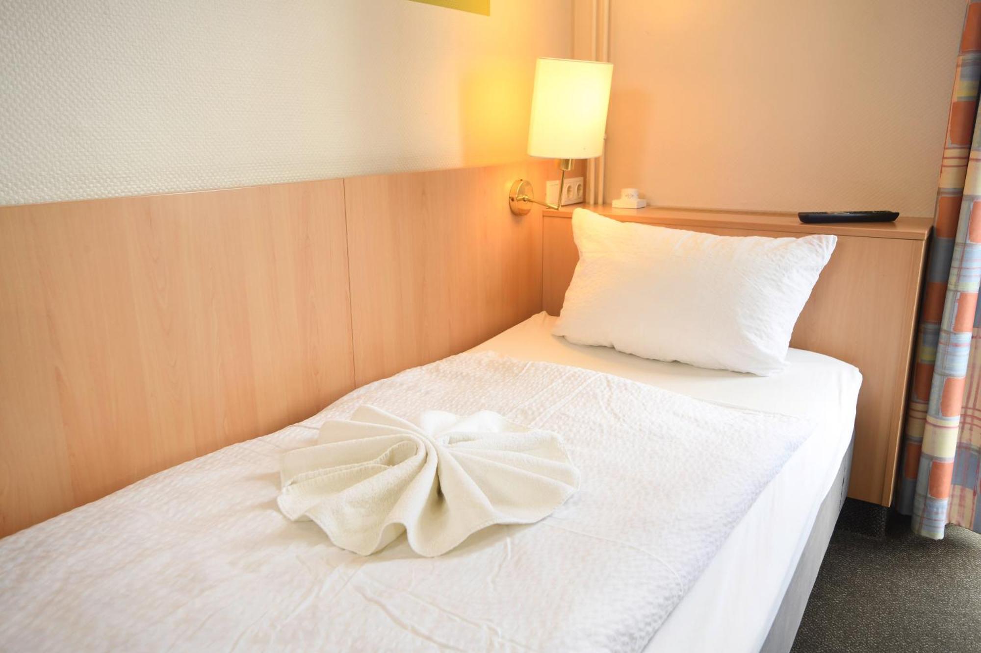 Hotel Kiekenstein Stahle Ngoại thất bức ảnh